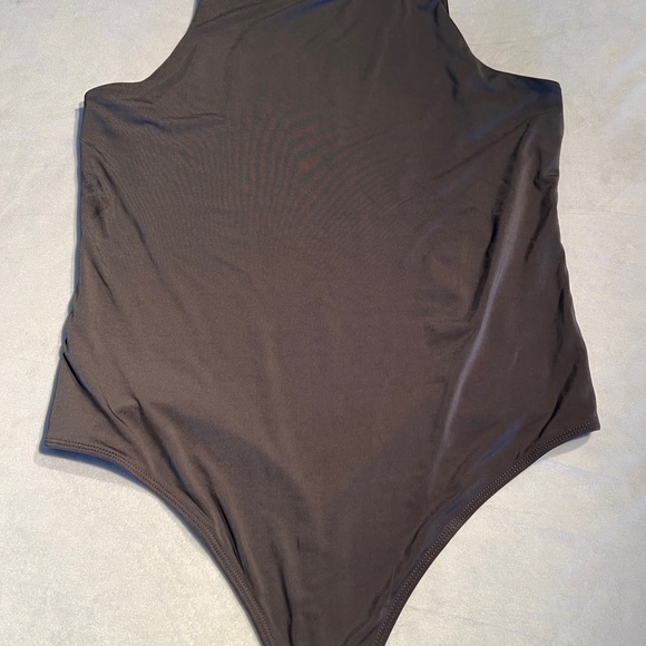 L M EXPRESS Black BODYSUIT Sculpting NWOT Spandex Top Womens Spring Summer Shirt - Picture 11 of 16